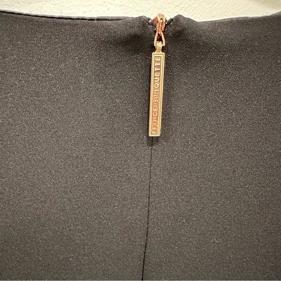 Prince of Ettiquette Black Blouse with Rose Gold Button and Zipper Detail - Picture 6 of 11